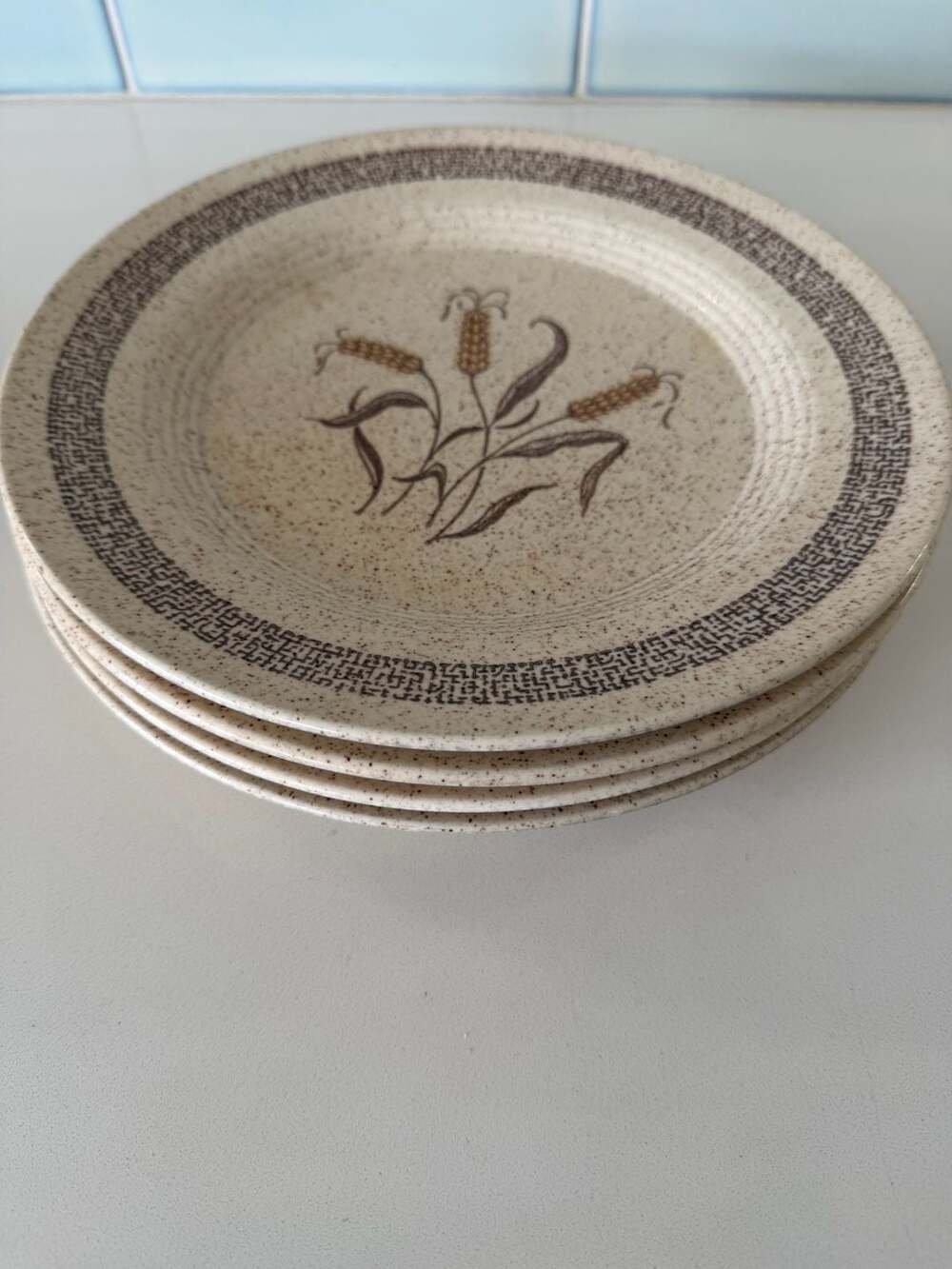 Vintage Homer Laughlin Homestead Country Wheat 10-inch Dinner Plates - Set of 4